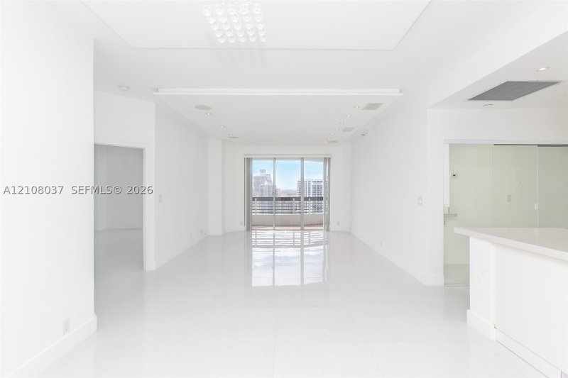 Apartment for rent at Mystic Pointe 200 PH 3