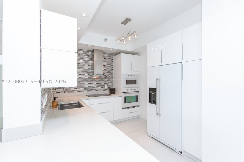 Apartment for rent at Mystic Pointe 200 PH 3