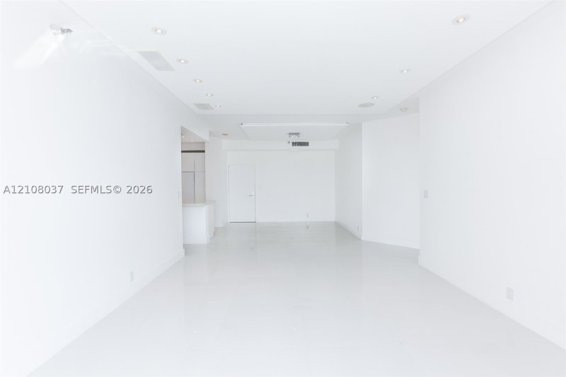 Apartment for rent at Mystic Pointe 200 PH 3