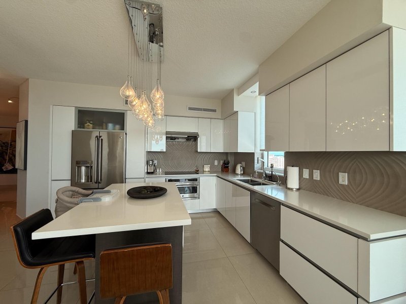 Comprar apartamento no Duo Condo 2306E