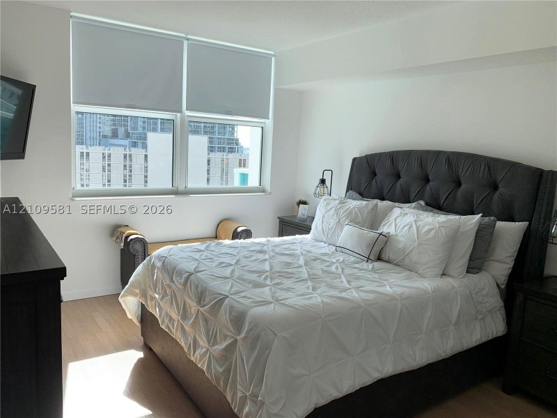 Condo for sale at Brickell on the River North 1608