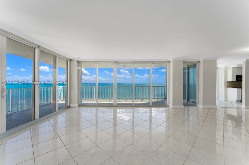 Condo for sale at Casa Del Mar 13H