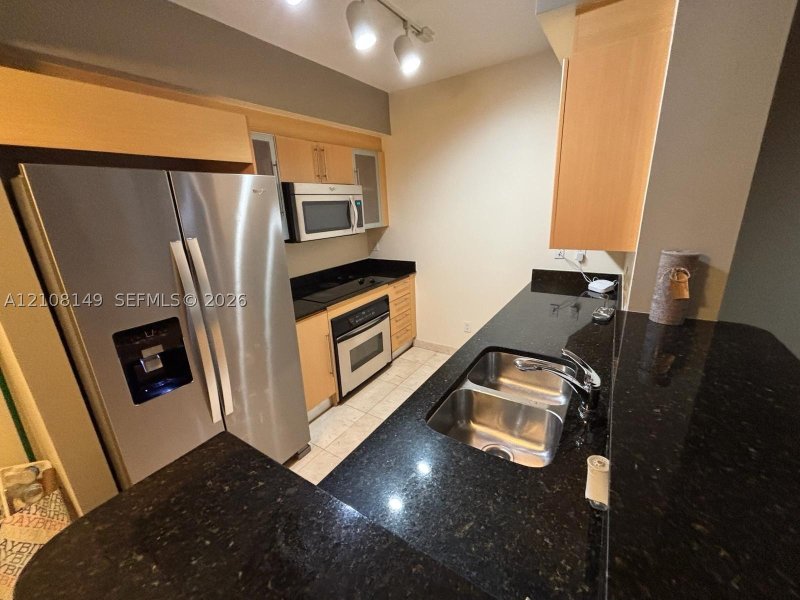 Apartment for rent at One Miami West Tower 4204