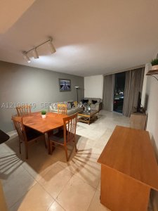 Aluguel de apartamento no One Miami West Tower 4204
