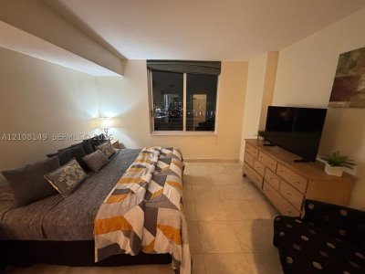 Aluguel de apartamento no One Miami West Tower 4204