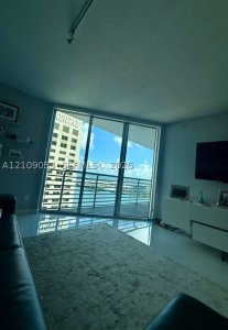 Aluguel de apartamento no One Miami West Tower 3104