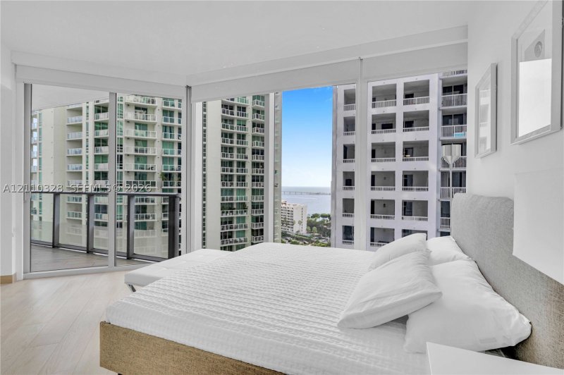 Apartment for rent at Brickell House Condo 1603