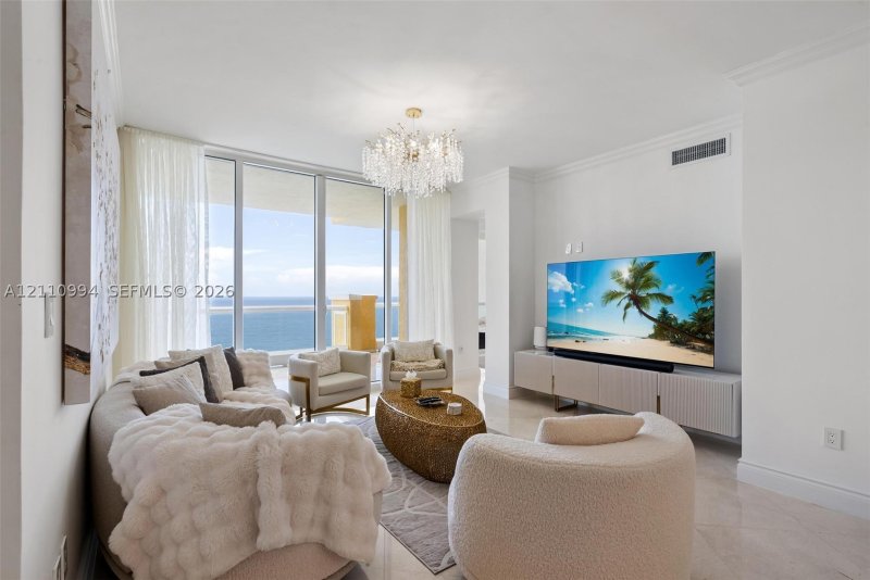 Aluguel de apartamento no Acqualina Resort & Spa 2405