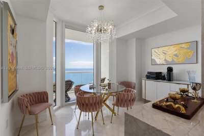 Aluguel de apartamento no Acqualina Resort & Spa 2405