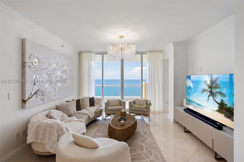 Aluguel de apartamento no Acqualina Resort & Spa 2405