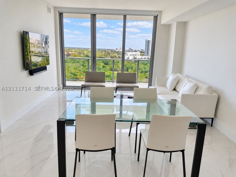 Condo for sale at The Harbour 1402
