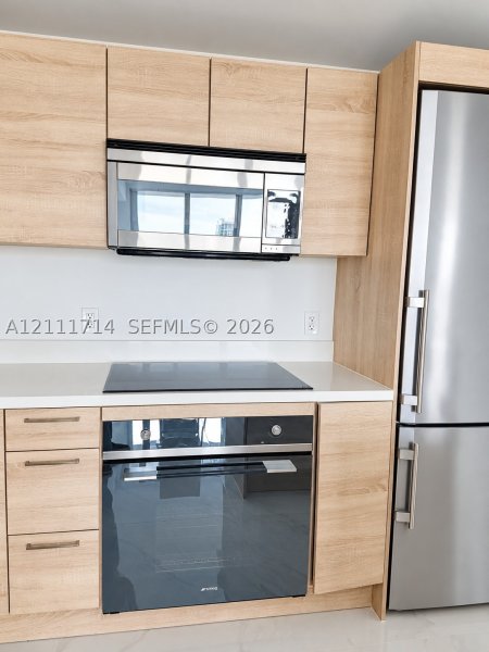 Condo for sale at The Harbour 1402