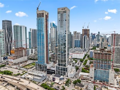 Comprar apartamento no E11EVEN Hotel & Residences 2211
