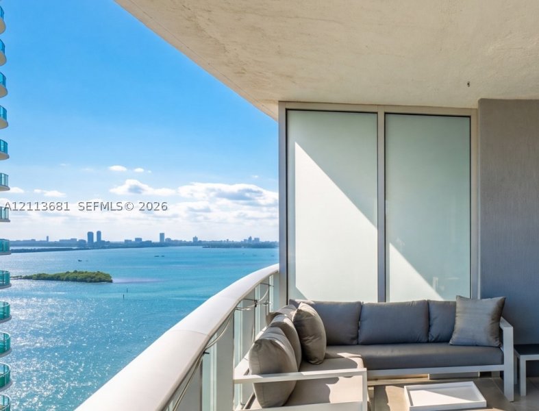Condo for sale at Aria on The Bay 2205