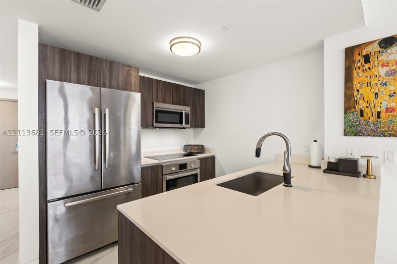 Condo for sale at Aria on The Bay 2205