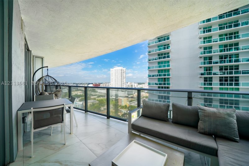 Condo for sale at Aria on The Bay 2205