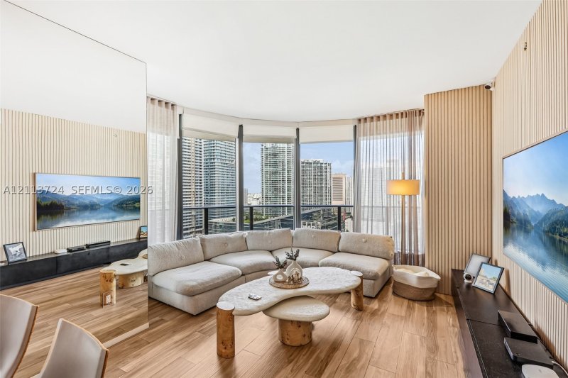 Comprar apartamento en SLS Lux Brickell 2409