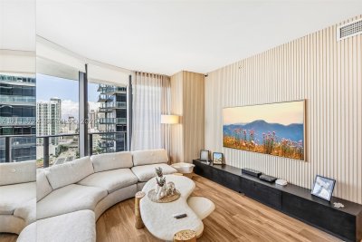 Comprar apartamento en SLS Lux Brickell 2409