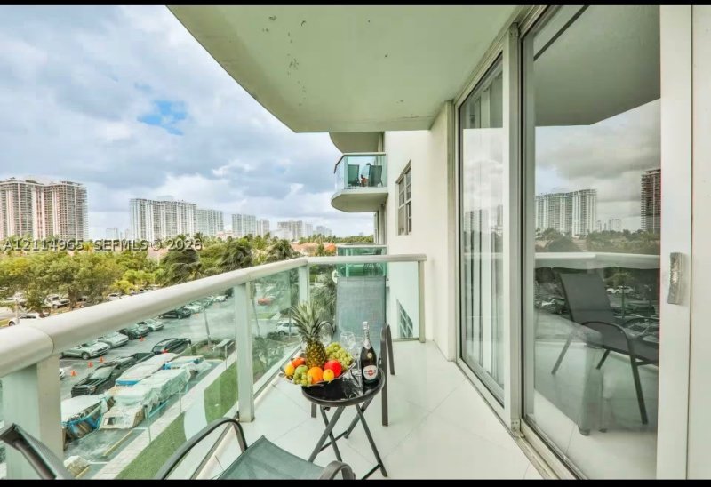 Condo for sale at Ocean Reserve 414