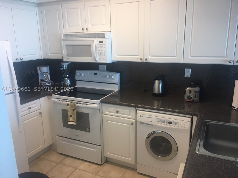 Alquiler de apartamento en The Wave Condo 1224 (Availa