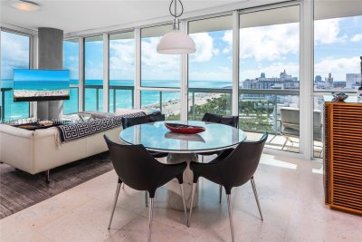 Aluguel de apartamento no Setai 2208