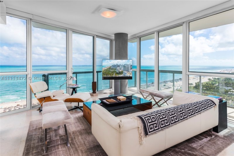 Apartment for rent at Setai 2208