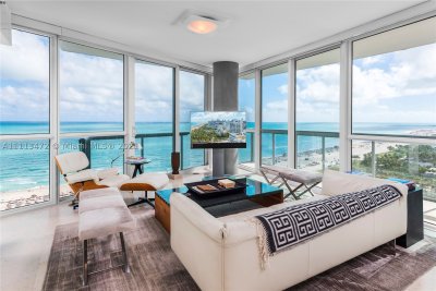 Aluguel de apartamento no Setai 2208