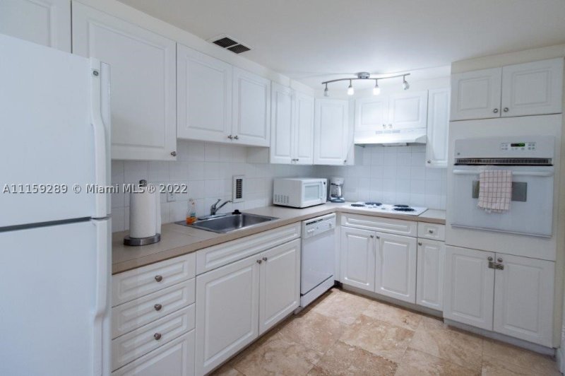 Condo for sale at Tides Hollywood Beach 1H