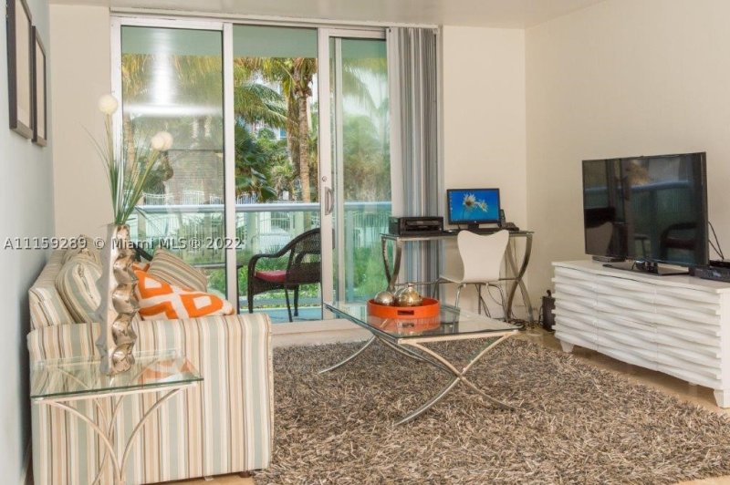 Condo for sale at Tides Hollywood Beach 1H