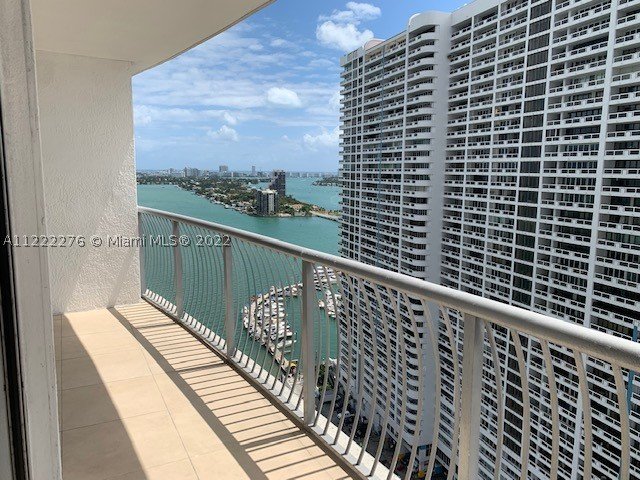Condo for sale at Opera Tower 2806