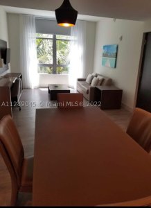 Comprar apartamento no Costa Hollywood N323