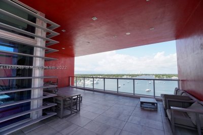 Comprar apartamento no Costa Hollywood N323