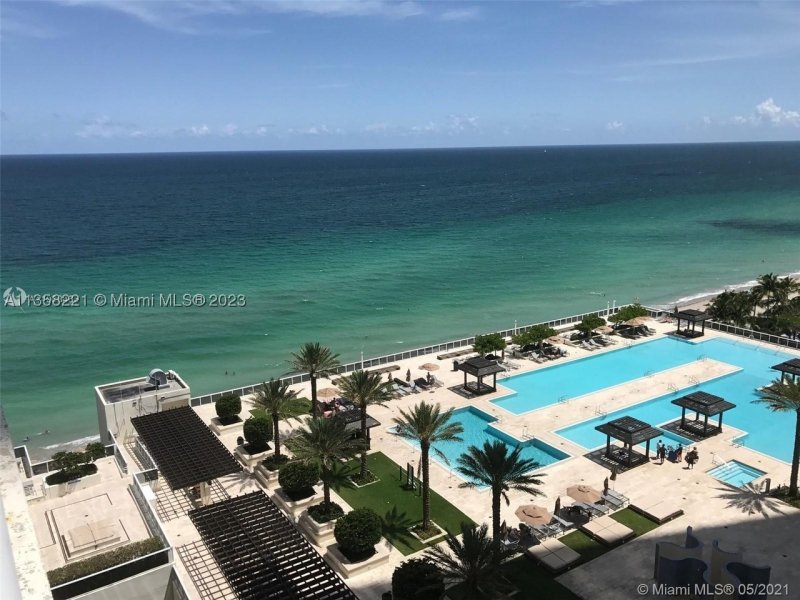 Alquiler de apartamento en Beach Club Two 1706