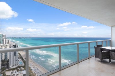 Aluguel de apartamento no Beach Club Two 3511