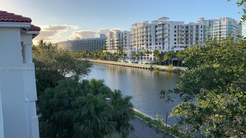 Alquiler de apartamento en Village by the Bay 13404