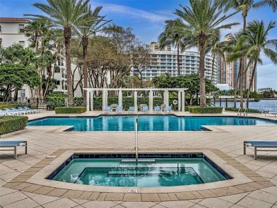 Aluguel de apartamento no Village by the Bay 13404