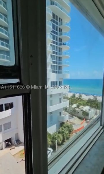 Condo for sale at Casablanca 732