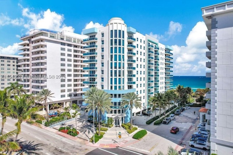 Comprar apartamento en The Waverly At Surfside 1023