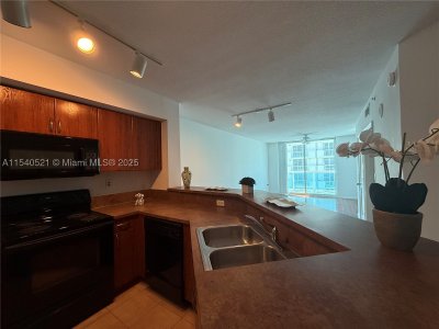 Comprar apartamento en The Waverly At Surfside 1023