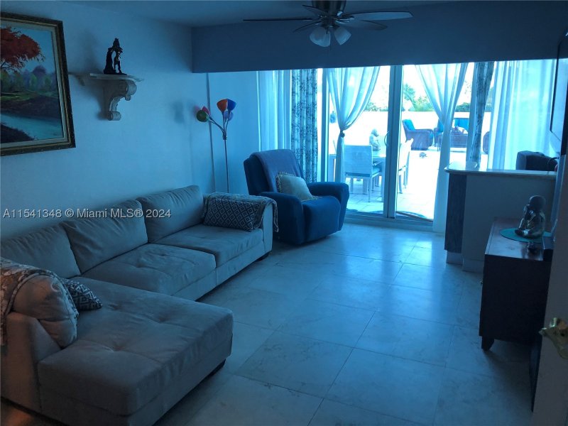 Condo for sale at Castle Beach Club TH2