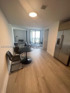 Comprar apartamento no Hyde Midtown 2014