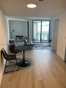 Comprar apartamento no Hyde Midtown 2014