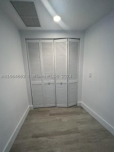 Comprar apartamento no Hyde Midtown 2014