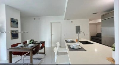 Comprar apartamento no Brickell House Condo 3400