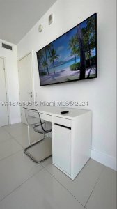 Comprar apartamento no Brickell House Condo 3400