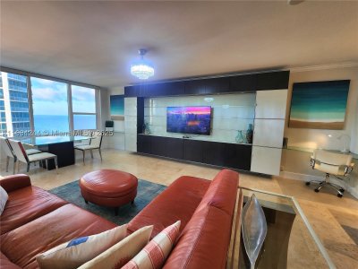 Aluguel de apartamento no Alexander Towers 1409