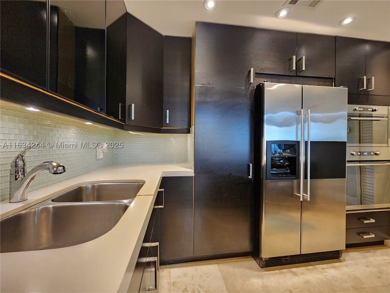 Alquiler de apartamento en Alexander Towers 1409