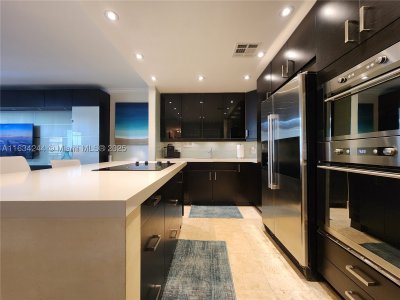 Aluguel de apartamento no Alexander Towers 1409
