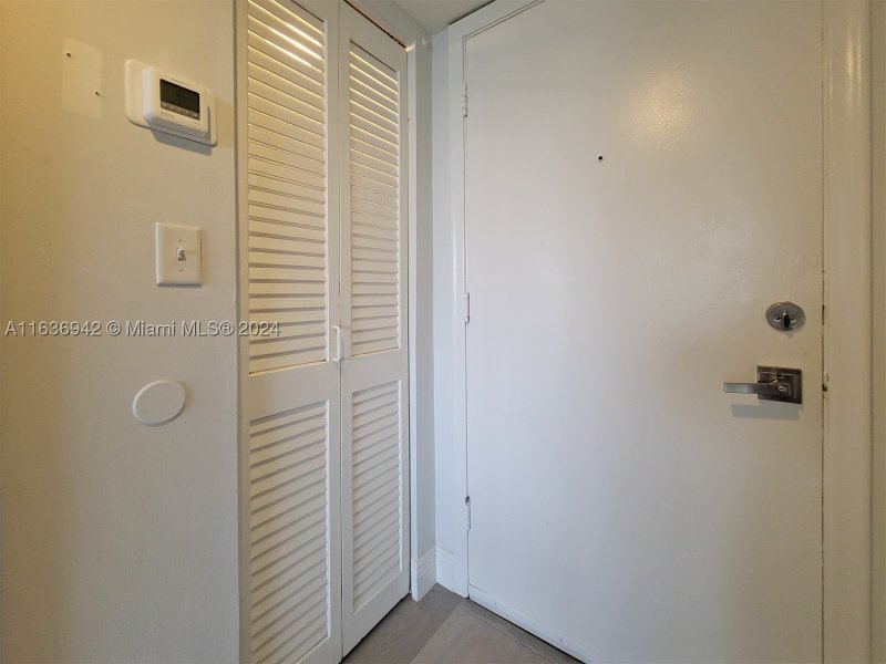 Condo for sale at Imperial Towers 206