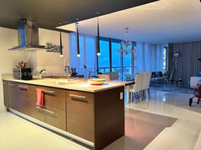 Aluguel de apartamento no Icon Brickell Tower II 4902